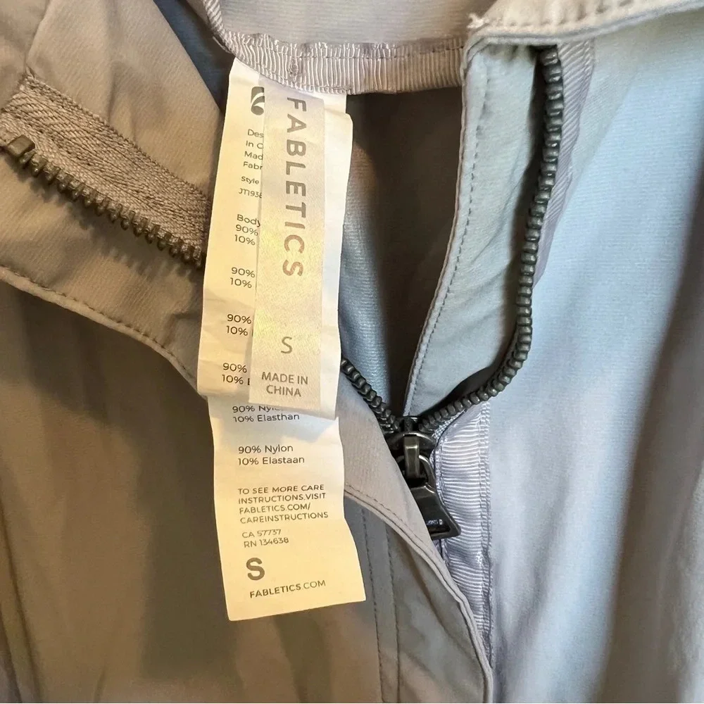 Fabletics GIANA Jacket Light haze Grey Weather Resistant Womens Small S Small - Picture 9 of 10